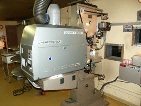 Publicis Elys&eacute;es - La cabine de projection