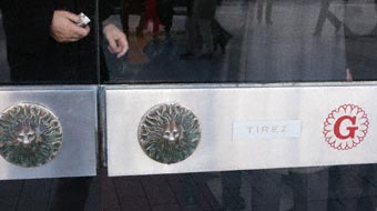 Publicis Elys&eacute;es - Porte d'entr&eacute;e